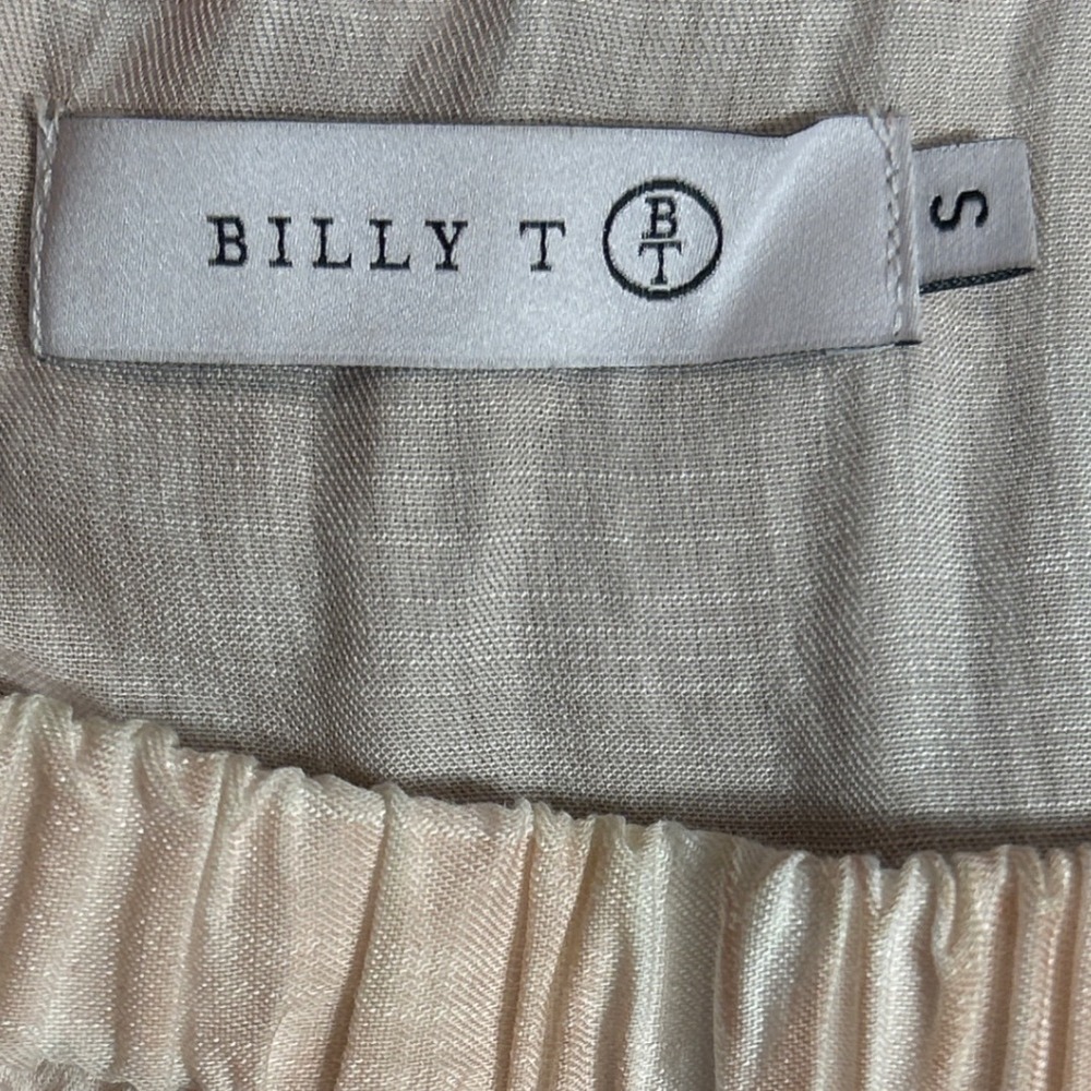 Billy T Cold Shoulder Floral Embroidered Bell Sleeve Fringe Hem Blouse Size S - Picture 10 of 11